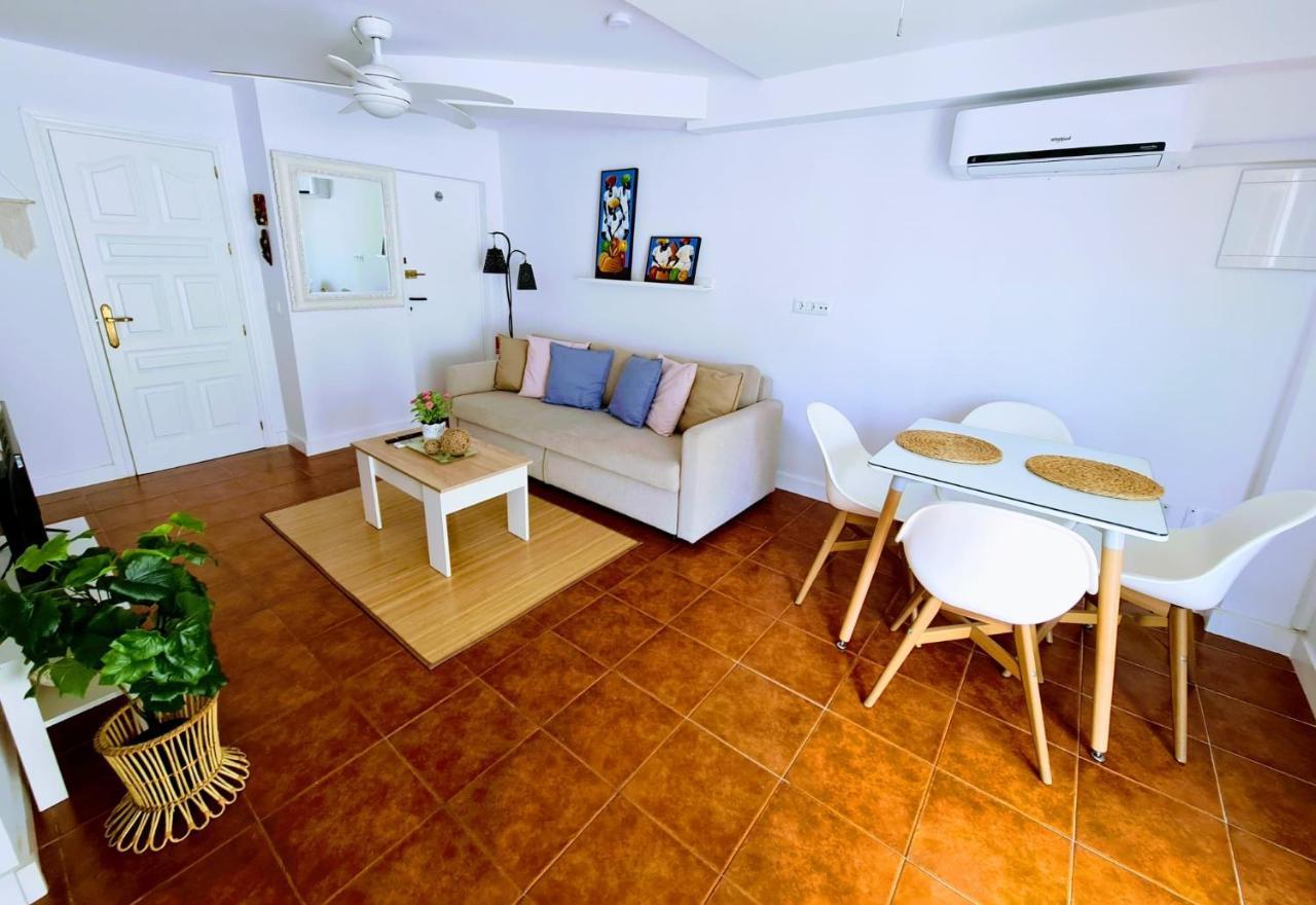 Villa Pitato Nuevo, Cerca De La Playa, Parking En La Puerta Del Alojamiento La Cala Del Moral エクステリア 写真